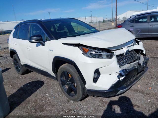  Salvage Toyota RAV4