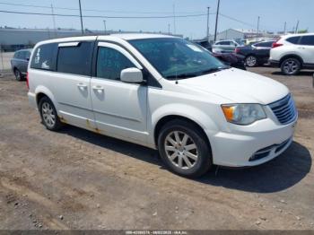  Salvage Chrysler Town & Country