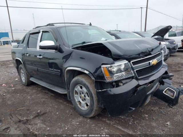  Salvage Chevrolet Avalanche
