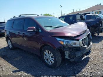  Salvage Kia Sedona