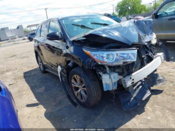  Salvage Toyota Highlander