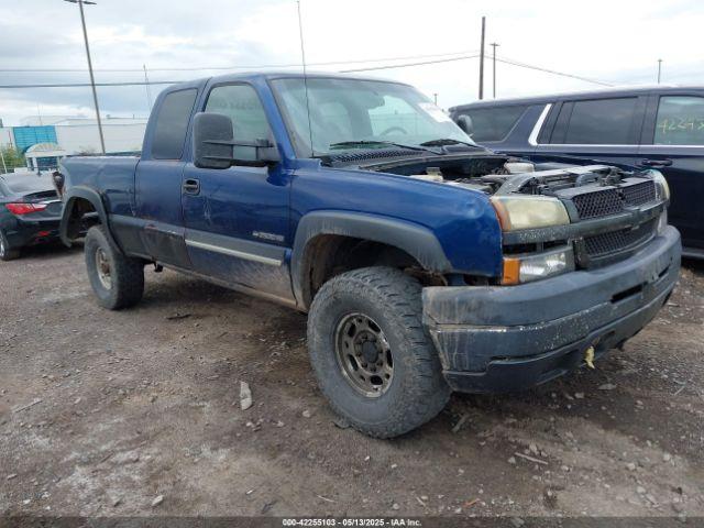  Salvage Chevrolet Silverado 2500