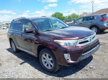  Salvage Toyota Highlander