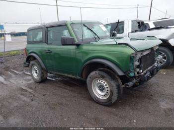  Salvage Ford Bronco