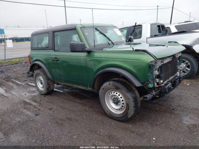  Salvage Ford Bronco