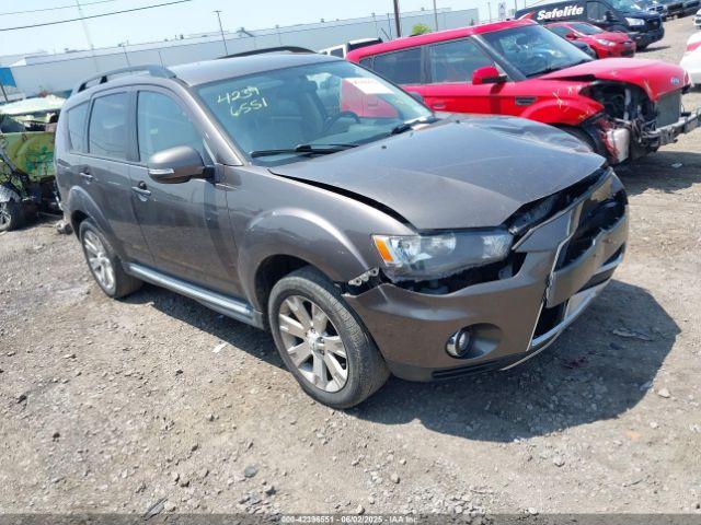  Salvage Mitsubishi Outlander