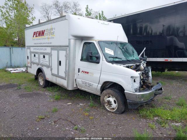  Salvage Ford E-450
