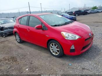  Salvage Toyota Prius c