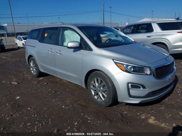  Salvage Kia Sedona