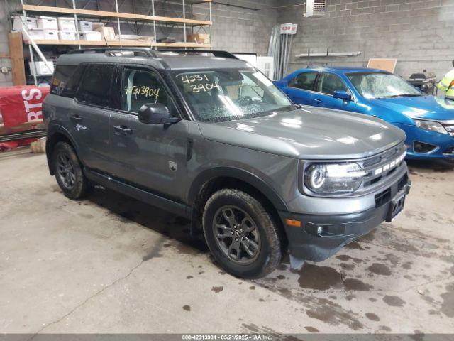  Salvage Ford Bronco
