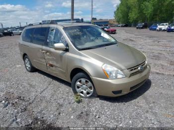  Salvage Kia Sedona