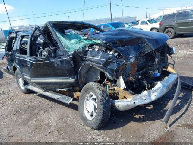  Salvage Chevrolet Blazer