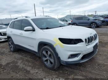  Salvage Jeep Cherokee