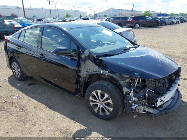 Salvage Toyota Prius Prime