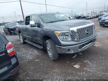  Salvage Nissan Titan