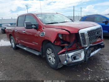  Salvage Nissan Titan