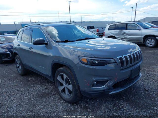  Salvage Jeep Cherokee