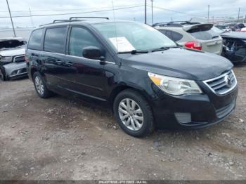  Salvage Volkswagen Routan
