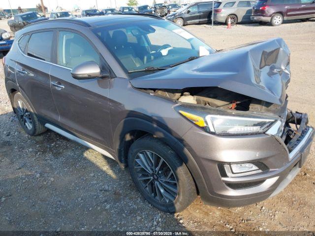  Salvage Hyundai TUCSON