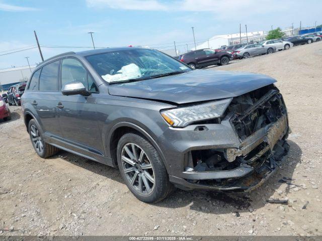  Salvage Audi Q7