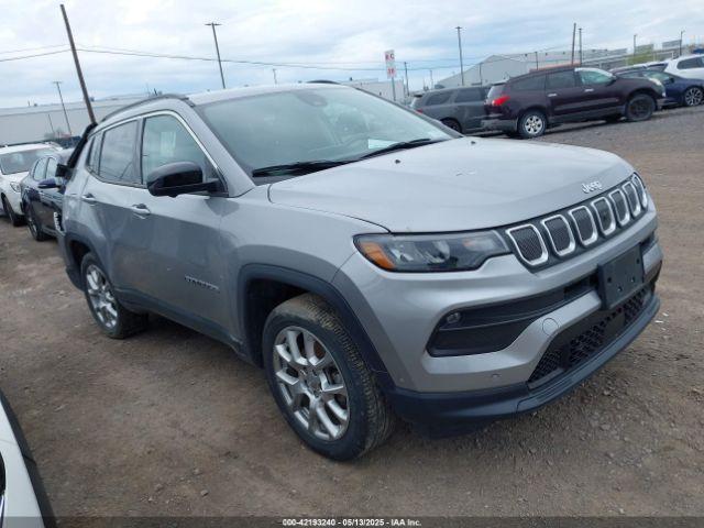  Salvage Jeep Compass