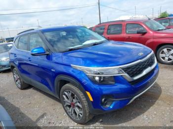  Salvage Kia Seltos