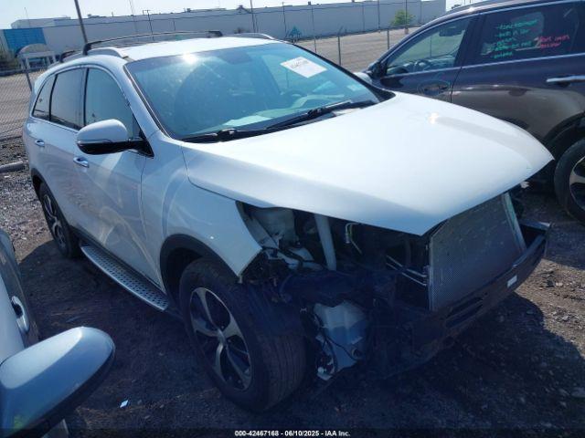  Salvage Kia Sorento