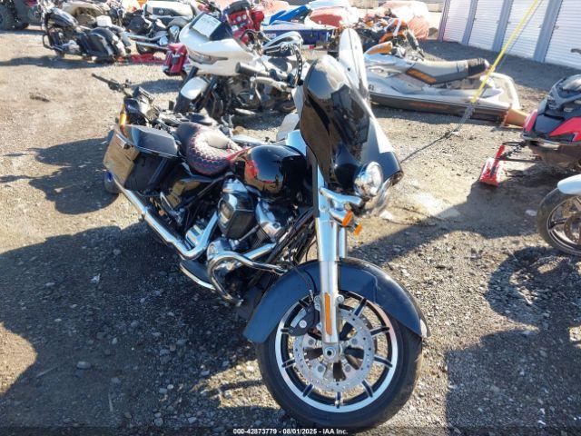  Salvage Harley-Davidson Flht