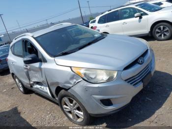  Salvage Hyundai TUCSON