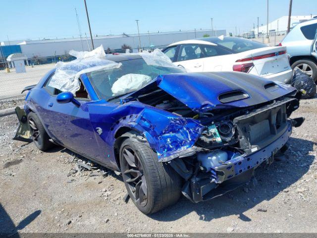  Salvage Dodge Challenger