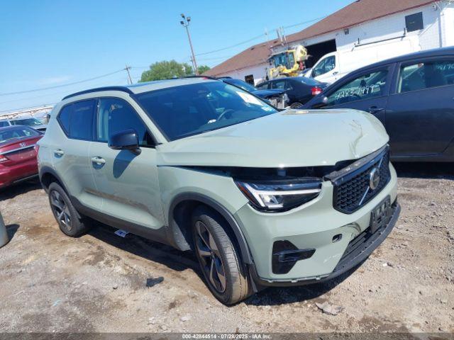  Salvage Volvo XC40