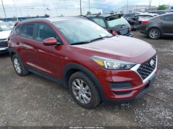  Salvage Hyundai TUCSON