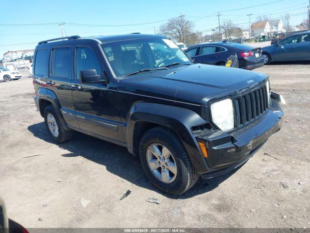  Salvage Jeep Liberty