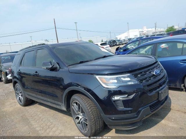 Salvage Ford Explorer