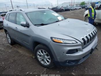  Salvage Jeep Cherokee