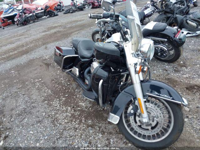  Salvage Harley-Davidson Flhr