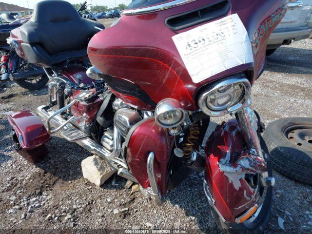  Salvage Harley-Davidson Flhtk