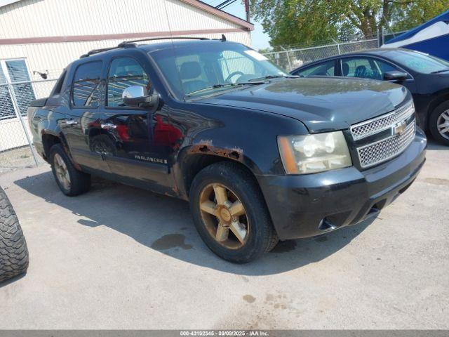  Salvage Chevrolet Avalanche 1500