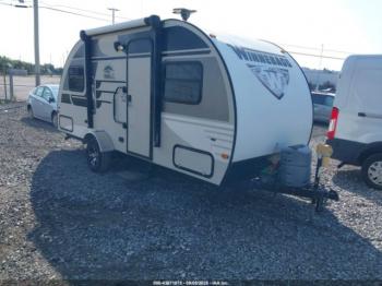  Salvage Winnebago Mini Drop 1780wd