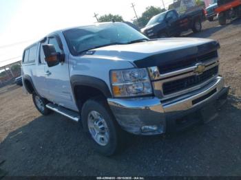  Salvage Chevrolet Silverado 2500
