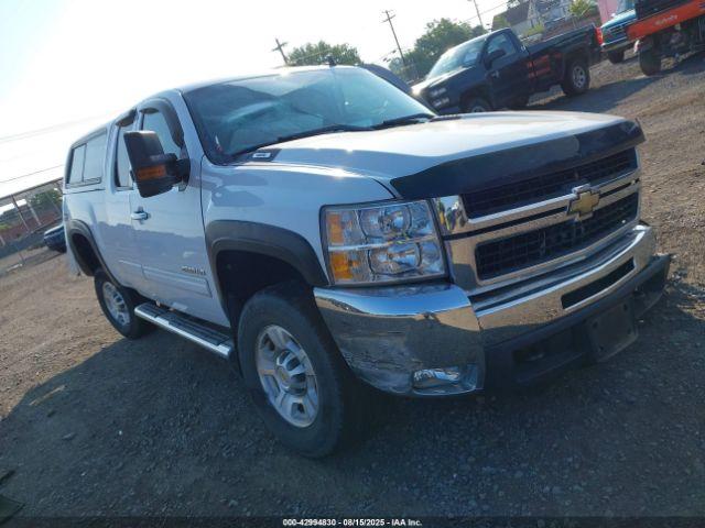  Salvage Chevrolet Silverado 2500