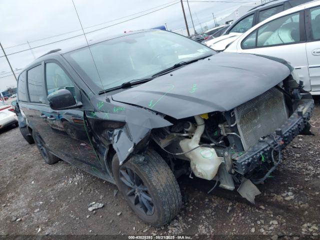  Salvage Dodge Grand Caravan