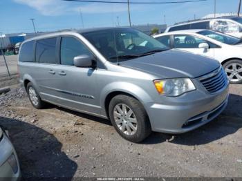  Salvage Chrysler Town & Country