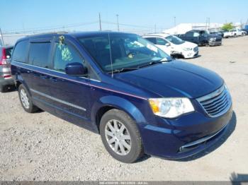  Salvage Chrysler Town & Country