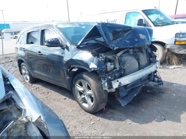  Salvage Toyota Highlander