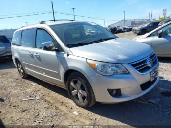  Salvage Volkswagen Routan