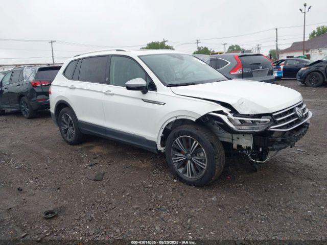  Salvage Volkswagen Tiguan