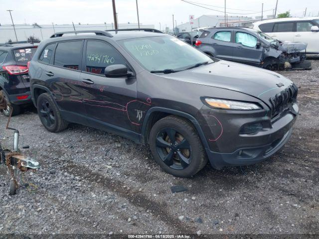  Salvage Jeep Cherokee