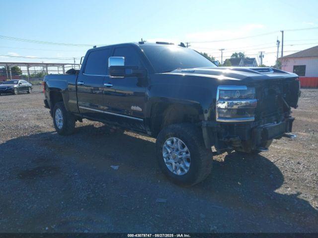  Salvage Chevrolet Silverado 2500