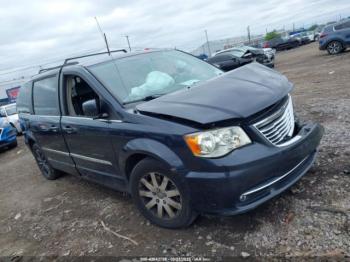  Salvage Chrysler Town & Country